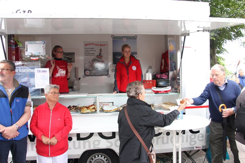 DJ-2012-040 Bild0038c.JPG - Kaffee- und Kuchenverkauf